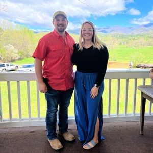 Meet your Posher, Holly